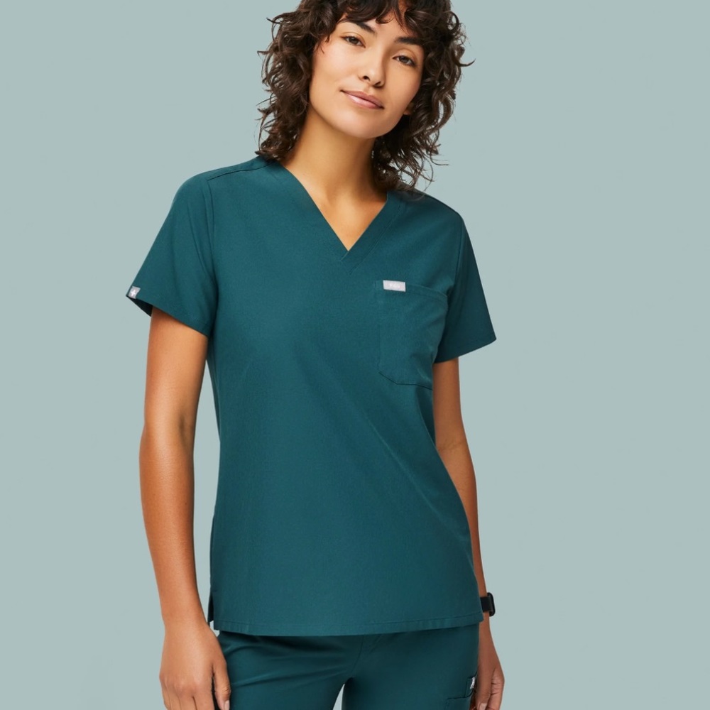 Figs Women's Teal V-Neck Scrub Top